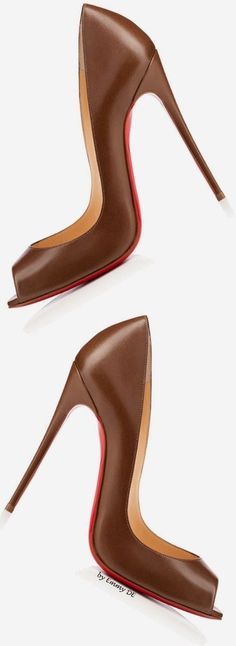 Brown High Heels, Shoe Lover, Louboutin Shoes, Christian Louboutin Shoes, Cute Shoes