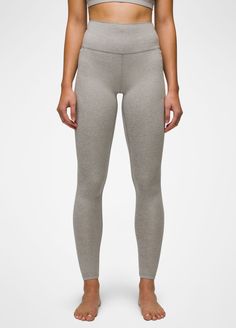 Expertly crafted with recycled polyester and elastane, the Heavana Pocket Legging offers the perfect combination of comfort, stretch, and style. Featuring a stay-put waistband and multiple pockets, these leggings are perfect for any activity, from yoga to hiking to lounging at home. Stay comfortable and stylish with the Heavana Pocket Legging. Flat Heel Boots, Cut Clothes, Stance Socks, Thermal Sweater, American Jeans, Home Stay, Beanie Style, Sneaker Slippers, Pocket Leggings