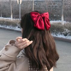 Red Hair Bow Aesthetic, Kiki Core, Earth Wedding, Creative Snaps, Easy Trendy Hairstyles, Knot Ponytail, Creative Snaps For Snapchat, Persona 1, San Valentine