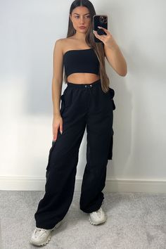 Kiesha Black Parachute Toggle Pocket Cargo Trousers – LASULA Ankle Cuffs