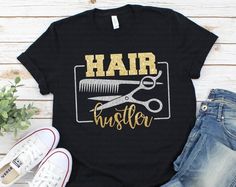 Cricut Sweaters, Hairstylist Svg, Cricut Pins, Hairdresser Svg, Hair Advertising, Salon Life, Cricut Shirts, Boo Shirts