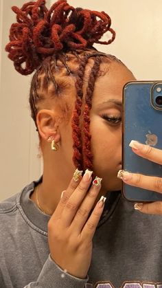 Loc Style Black Women, Womens Loc Hairstyles, Protective Styles For Short Locs, Dread Locks Styles For Ladies, Locs Crown Style, Cute Loc Updo Styles For Women, Hairstyle For Dreads Black Women, Loc Hairstyles For Homecoming