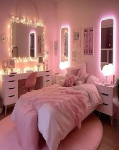 Room Ideas Aesthetic Girly Pink, Small Room Pink Aesthetic, Cozy Pink Apartment, Girly Beds, Comfy Bedroom Aesthetic, Dorm Room Ideas Pink, Girly Room Aesthetic, Pink Dorm Room Decor, Girly Pink Bedroom