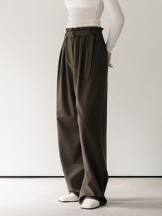 Composition : 80% polyester, 16% cotton, 4% rayonColor : brownCountry of Origin : China Belted Wide Leg Pants For Fall, Belted Fall Pants In Solid Color, High Waist Brown Cotton Wide Leg Pants, Chic Belted Pants For Fall, Chic Baggy Brown Bottoms, Wide Leg Fall Pants With Belt Detail, Fall Wide Leg Pants With Belt, Belted Brown Pants For Work, Chic Brown Cotton Pants