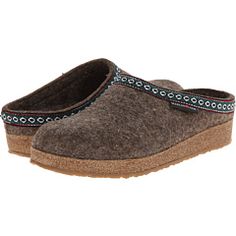 Haflinger GZ Classic Grizzly SIZE 40 Non-slip Winter Clogs Slip-on, Wool Clogs, Shoes For Me, Clog Slippers, Wardrobe Inspiration, Clogs Shoes, Charcoal Color, Flat Espadrille, Dansko Professional Clog