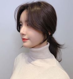 Simple and Stylish Korean Hairstyles for Beginners Sidebangstyle Hair, Korean Bangstyle Hair, Side Bangstyle Hair Long, Korean Side Bangs, Hairstyles Curtain Bangs, Getting A Haircut