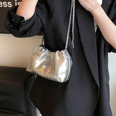 UAKISS - Shoulder Bags for Women 2024 Y2K Korean Fashion Handbags and Purses Trend Chain Silver Crossbody Bucket Bag SIZE: (Upper Width)14cm * (Lower Width)20cm * (Height)14cm * (Thickness)8cm Shoulder Belt Length:124cm Cheap Trendy Evening Bucket Bag, Woven Beach Bags, Purse Trends, Silver Handbag, Cloud Bag, Shoulder Belt, Handbags And Purses, Belt Length, Floral Bags