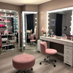 #homedecor, #interiordesign, #homedesign, #decor inspiration Make Up Rooms Idea, Salon Makeup Station Ideas, Personal Room Design, Glam Room Ideas, Before Getting Engaged, Makeup Beauty Room, Beauty Room Vanity, Dressing Room Decor, Carpet Outfits