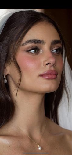 Bridal Makeup Natural, Bridesmaid Hair Makeup, Braut Make-up, Taylor Hill, Wedding Hair Makeup, Bridesmaid Makeup, Bride Makeup, Makeup Pictures