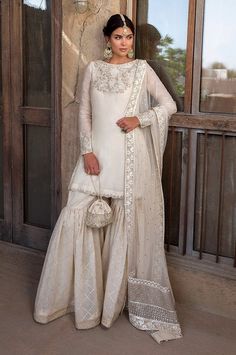 White Gharara, Pakistani Gharara, Faiza Saqlain, Net Shirt, Pakistani Designer Clothes, Pakistani Wedding Dress, Aesthetic Look