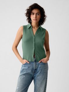 Modern Rib Cropped Polo Shirt | Gap Petite Blouses For Women, Cropped Polo Shirt, Cropped Polo, Petite Blouses, Style Goals, Polo Collar, Everyday Outfits, Stretch Cotton, Forest Green