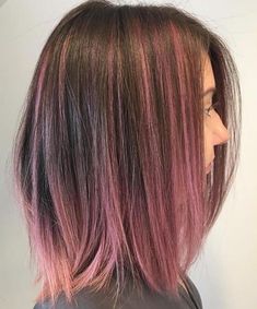 Brown Hair With Pink Highlights, Pink Hair Highlights, Red Hairstyles, Color Tips, Haircuts Ideas, Hair Streaks, Brown Hair Balayage, Highlights Brown Hair