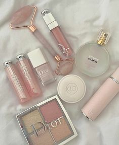 Smink Inspiration, Favorite Makeup Products, Chanel Beauty