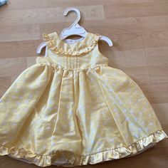 New 2 Pc Dress Size 9 Months Yellow Fitted Dress For Dress-up, Fitted Yellow Dress For Dress-up, Playful Yellow Dress For Dress-up, Yellow Short Sleeve Dress For Dress-up, Cute Fitted Yellow Dress, Fitted Yellow Playful Dress, Yellow Cotton Lined Dress, Playful Yellow Short Sleeve Dress, Fitted Yellow Dress For Playtime