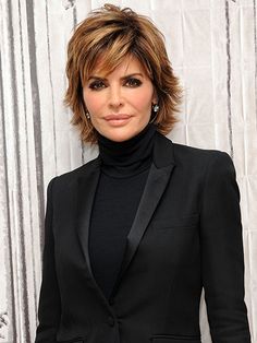 Lisa Rinna Reveals Her Father Frank Has Died: ‘Heaven Got a Great Angel’ Lisa Rinna Haircut, Lisa Hair, Shaggy Short Hair, Short Shag Hairstyles, Chin Length, Lisa Rinna, Choppy Hair