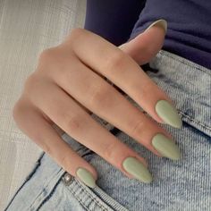 Trendy Green Nails, Emerald Nails, Green Acrylic Nails, Pretty Nail Colors, Nagel Tips, Goth Nails, Casual Nails, Almond Nails Designs, Stick On Nails