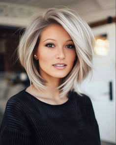 Classic Pixie, Grey Hair Inspiration, A Hairstyle, Sassy Hair, Haircut For Thick Hair, A Haircut