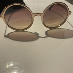 Pristine Like-New Tom Ford Sunglasses Ford Accessories, Tom Ford Sunglasses, Womens Toms, Colored Sunglasses, Brown Gold, Tom Ford, Sunglasses Accessories, Ford, Women Accessories