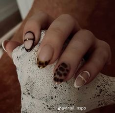 Zoo Nails Animals, 2024 Nails Fall, Birthday Nails Fall, Animal Print Uñas, Animal Print Nail Designs, Uñas Animal Print, Romantic Nails, Nails Now, Summery Nails