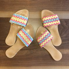 Give your feet a unique & special look with our Colorful handwoven sandals. Featuring a multicolor design of Wayuu crochet patterns and boho-chic style, these stunning slip-on sandals become a must have accessory for your summer or spring wardrobe. Every sandal is hand-woven and assembled by Wayuu women, an indigenous community from La Guajira Colombia, so every pair is one of a kind. Perfect for a casual day, as a beach/poolside accessory or as a compliment to your Yoga/Pilates outfit. Deta Cute Summer Sandals, Colorful Sandals, Pilates Outfit, Pilates Clothes, Colored Sandals, Indigenous Community, Spring Wardrobe, Boho Chic Fashion, Cotton Thread