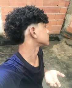 Men’s Curly Haired Mullet, Mullet With Curly Hair, Blowout Taper Men Curly Hair, Curly Burst Fade, Curly Haircuts Medium, Low Burst Fade, Burst Fade Mullet, Mullet Men, Fresh Haircuts