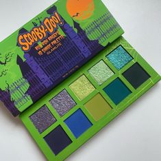 Halloween Makeup Pallet, Cool Makeup Pallets, Makeup Looks Cartoon, Makeup Palette Collection, Makeup Geek Eyeshadow, 2023 Makeup, Inspo Makeup, Makeup Pallets, Makeup Package