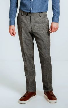 Great fabric and classic details are key to enduring tailoring - and they are all present in our Light Grey Donegal Tweed Trousers. Tailored from a durable wool-blend fabric woven with tonal grey coloured threads to create the iconic Donegal effect, these trousers has been cut in our regular fit block allowing for a little extra room through the hip and thighs to give a refined silhouette. Features include jetted pockets with button fastening and half-lining to the knee to ensure maximum comfort. When worn with the matching jacket, they will look as stylish today as in a decade. Wing Collar Shirt, Black Tie Tuxedo, Boys Waistcoat, Tweed Overcoat, Harris Tweed Jacket, Burgundy Tuxedo, Donegal Tweed, Black Suit Wedding, Tweed Waistcoat