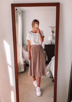 Teacher Casual Outfits Summer, Long White Skirt Outfit Ideas Modest, Modest Outfits Skirts And Dresses, Church Clothes For Teens, Teacher Outfit Dress, Modest Womens Outfits, Long Skirt Outfits Teacher, Modest Sundress Outfit, Long Skirt Outfits Church