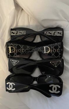 Intimo Victoria Secret, Mode Logos, Pretty Sunglasses, Produk Apple, Trendy Glasses, Girls' Generation, Cute Sunglasses, Luxury Lifestyle Dreams, Stylish Glasses