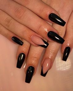 Business Nail Ideas, Nail Inspo Coffin Medium, Black And Nude Nail Ideas, Black Coffin Nail Ideas, Nails 23, Adorable Nails, Prom 23, Stars Nails, Black Gel Nails