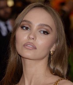 90s Models Makeup, The Best Eyeliner, Rose Makeup, Best Eyeliner, Vogue Beauty, Models Makeup, Eyeliner Looks, Lily Rose Depp