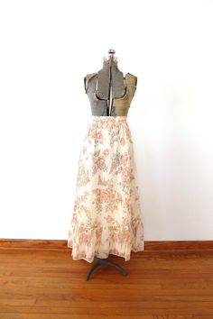 70s Boho Skirt / 1970s Skirt / 1970s Floral Maxi Skirt Bohemian Full Maxi Skirt For Spring, Vintage Ruffled Skirt For Spring, Bohemian Lined Maxi Skirt For Garden Party, Vintage Ruffled Skirt For Festival, Vintage Ruffle Skirt For Festivals, Vintage Beach Skirt For Spring, Vintage Skirt For Garden Party, Vintage Tiered Skirt For The Beach, Vintage Tiered Skirt For Garden Party