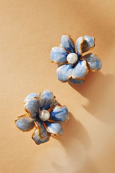 Finish your celebratory look with a pair inspired by the beauty of flowers, as a refined and elegant addition to your wedding ensemble, a gift to your bridemaids, or for any event on your calendar for the season. | Handpainted Floral Post Earrings by The Pink Reef in Blue, Women's, Gold/Plated Brass/Freshwater Pearl at Anthropologie Fantasy Earrings, Jeweled Earrings, Jewelry Lookbook, Trendy Earrings, Dream Jewelry, Gold Hoop Earrings, Wedding Earrings, Bridal Earrings, Bling Bling