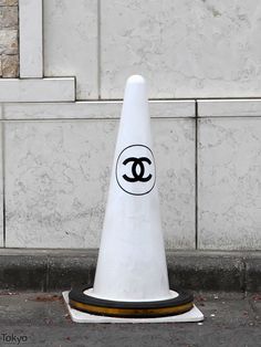 Traffic Cone, Chanel Couture, Chanel Logo, Oui Oui, Classy And Fabulous, 로고 디자인, Mode Inspiration, On The Side, Coco Chanel