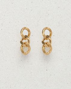 Three perfect 18k gold plated lil' links make Damien an earring somewhere between a drop earring or a stud. When you just need a teeny bit of dangle, Damien is your go-to pair. Classic, lightweight, and a nice alternative to a hoop. Made from premium quality materials, st. Moran jewelry is designed to last. At our atelier, we believe in crafting jewelry to withstand everyday wear without tarnishing. Gold Plated Drop Cartilage Earrings, Gold Tarnish-resistant Drop Cartilage Earrings, Gold Plated Clip-on Drop Earrings, Tarnish Resistant Metal Dangle Cartilage Earrings, Gold Metal Drop Cartilage Earrings, Gold Tarnish-resistant Dangle Cartilage Earrings, Trendy Tarnish Resistant Drop Earrings, Trendy Gold Dangle Cartilage Earrings, Chic Gold Single Cartilage Earring