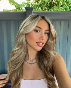 Blonde Hair Color Ideas For Brown Eyes, Blonde Hair On Tan Skin Brown Eyes, Golden Blonde On Dark Hair, Blonde Highlights On Tan Skin, Almond Butter Blonde Hair, Dark Brows With Blonde Hair, Blonde Dark Underneath, Blonde Hair On Latinas, Blonde On Tan Skin