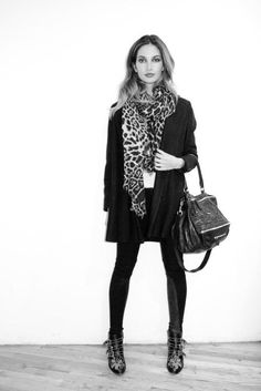 Chloe Boots, Leopard Bag, Terry Richardson, Style Inspiration Winter, New Rock, Street Style Inspiration, Closet Fashion, Feminine Outfit