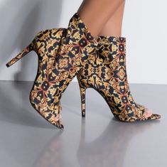 Don’t Be Afraid To Make Bold Choices While Shopping This Style. This Style Features An Emblazoned Print All Around Them And A Pointy Open Toe. Ready For Shipping. *Fits True To Size *Heel: 4” *Peep Toe Bootie Fall Floral Print High Heels, Purple Booties, Orange High Heels, Cognac Heels, Pink Ankle Boots, Red Ankle Boots, Bootie Heels, Sock Ankle Boots, Leopard Print Booties