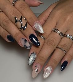 Blue Black Silver Nails, Silver Cat Eye Nails, Silver Cat Eye, Blue And Silver Nails, Eye Nail Art, Grunge Nails