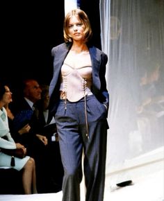 90’s runway Runway Outfits, Gianfranco Ferre, Suit Fashion, Mode Inspiration, Clothing Dresses, Bags Accessories