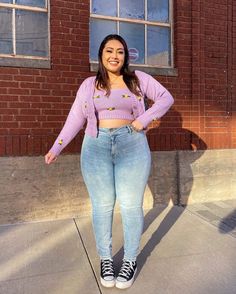 Fat Girls Outfit Ideas, Outfit Ideas For Chubby Girls, Plus Size Teen, Chubby Girl Outfits, Plus Size Baddie Outfits, Curvy Women Jeans, Curvy Outfits