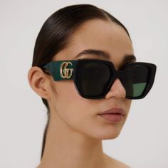 Brand: Gucci Model: Gucci Gg0956s 001 54-19-145 Condition: New Gender: Women’s Age Group: Adult Color: 001 Frame Color: Black, Green Frame Material: Acetate Lens Color: Green Lens Socket: 54 Mm Bridge Width: 19 Mm Temple Length: 145 Mm Made In Italy Item Includes: - Authentic Sunglasses - Certificate Of Authentic - Authentic Case, Bag - Cleaning Cloth We Guarantee That All Our Items Are 100% Authentic And Brand New. Elegant Green Gucci Sunglasses, Luxury Green Gucci Sunglasses, Model Gucci, Green Lens, Gucci Model, Green Frame, Gucci Models, Gucci Sunglasses, Gucci Accessories