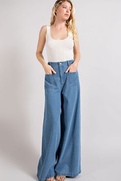 MINERAL WASHED POCKET WIDE PANTS Brand: eesome Style: PG8111 Fabric: 100% cotton Details: Wide leg pants with a button front closure and two front pockets. Can wear with a belt of your choice! Model is 5'8" and wearing a small. Spring Utility Wide Leg Flare Jeans, Spring Utility Wide Leg Pants, Wide Leg Cotton Flare Jeans With Patch Pockets, Summer Wide-leg Jeans With Side Pockets, Cotton Wide Leg Flare Jeans With Belt Loops, Summer Wide Leg Cargo Jeans, Summer Flare Jeans With Pockets, Summer Wide-leg Jeans With Patch Pockets, Cotton Wide Leg Pants With Patch Pockets