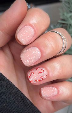 Candy Cane Nails Square, Short Pink Christmas Nail Designs, Super Short Christmas Nails, Christmas Nails Kids, Christmas Nails Candy Cane, Christmas Candy Nails, Candy Cane Nail, Kid Nails, Nail Art Noel