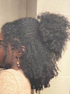 Hair Growth Aesthetic Black, Short 4b Hair, 3c/4a Natural Hair, 4a Long Hair, Healthy 4c Hair Aesthetic, Healthy Afro Hair Aesthetic, Healthy Black Hair, 4b Hair, Hair Curling Tutorial