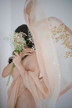 This beautiful stitched pure light beige organza saree is heavily embellished with gold hand craftmenship expertly done by our chosen artisans, taking upto 300+ hours, paired with a stitched pure raw silk blouse. Order Duration: 4 to 6 weeks Raw Silk Blouse, Agha Noor, Pakistani Clothes, Gold Hand, Organza Saree, Pakistani Dress Design, Luxury Bridal, Gold Hands, Pakistani Outfits