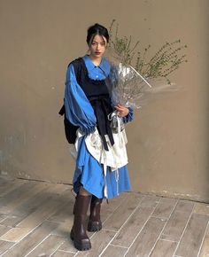 Muji Outfit Woman, Winter Study Outfit, Jjba Outfit Inspiration, Outfit With Black Sneakers, Dinner Outfits Black, Dinner Outfits Black Women, Black Sneakers For Women, Outfits Black Women, Dinner Outfits