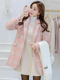 Miyeon Fashion, Light Pink Jacket, Korean Fashion Ideas, Classy Clothes, Korean Fashion Outfits, Mens Fashion Edgy, Older Women Fashion, Style Korea, Women Fashion Edgy