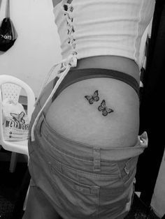 Bootie Tattoos For Women, Butterfly Tattoo Buttocks, Butterfly Buttcheek Tattoo, But Tattoos For Women, Butterfly Tattoo Hip, Butterfly Tattoo On Thigh, Butterfly Hip Tattoo, Tattoo Baddie, Inner Thigh Tattoos