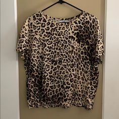 Never Worn!! Pull & Bear Cheetah Boxy Tee Shirt!! Size Medium!! Pit To Pit 22 In Top To Bottom 23 1/2 In Casual Leopard Print Tops For Day Out, Leopard Print Relaxed Fit Short Sleeve Tops, Relaxed Fit Leopard Print Tops With Short Sleeves, Leopard Print Short Sleeve Top With Relaxed Fit, Leopard Print Tops With Relaxed Fit And Short Sleeve, Leopard Print Short Sleeve Top For Day Out, Trendy Short Sleeve Leopard Print Blouse, Brown Crew Neck Top For Day Out, Bear Animal